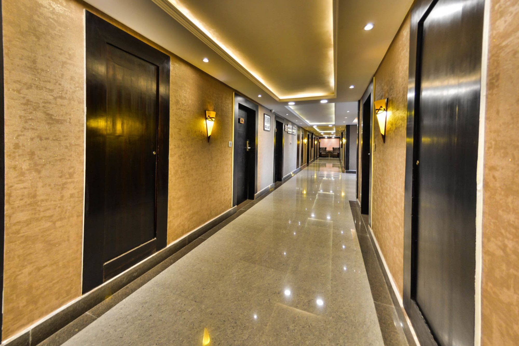 Heritage Luxury Srinagar  Exterior photo
