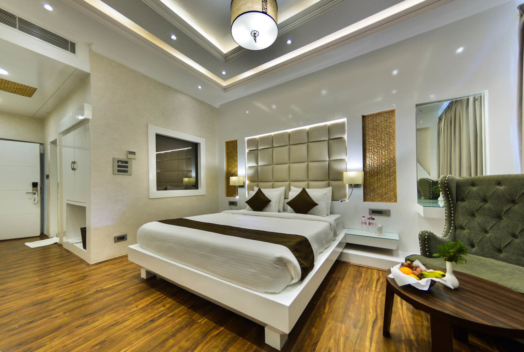 Heritage Luxury Srinagar  Exterior photo